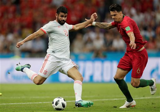 记者：德拉普肩部受伤，将缺席6至8周